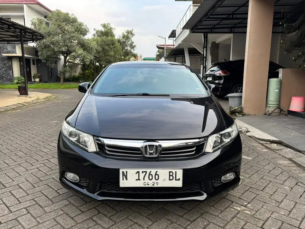 Honda civic FB 1.8 AT 2014