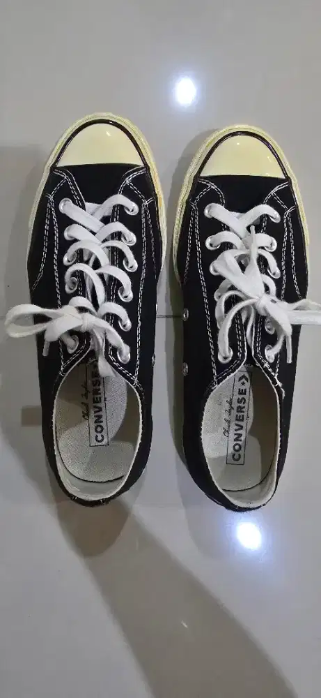 Sepatu converse chuck taylor