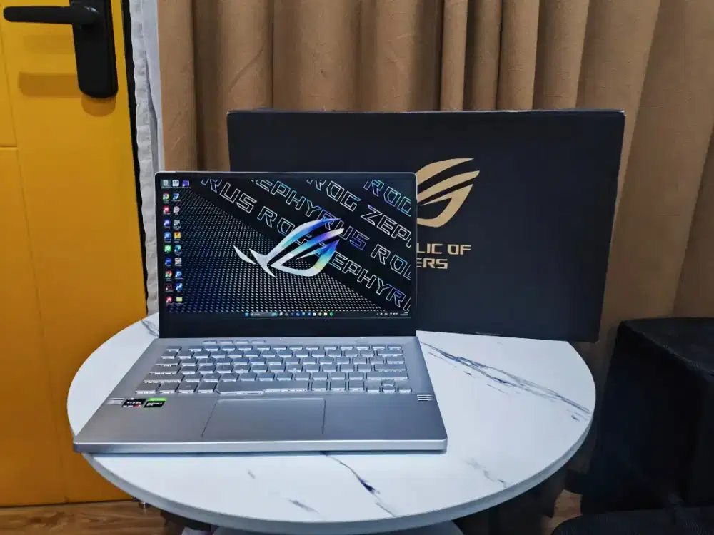 ASUS ROG ZEPHYRUS G14 ANIME MATRIX GA401II-222 R75TA8G