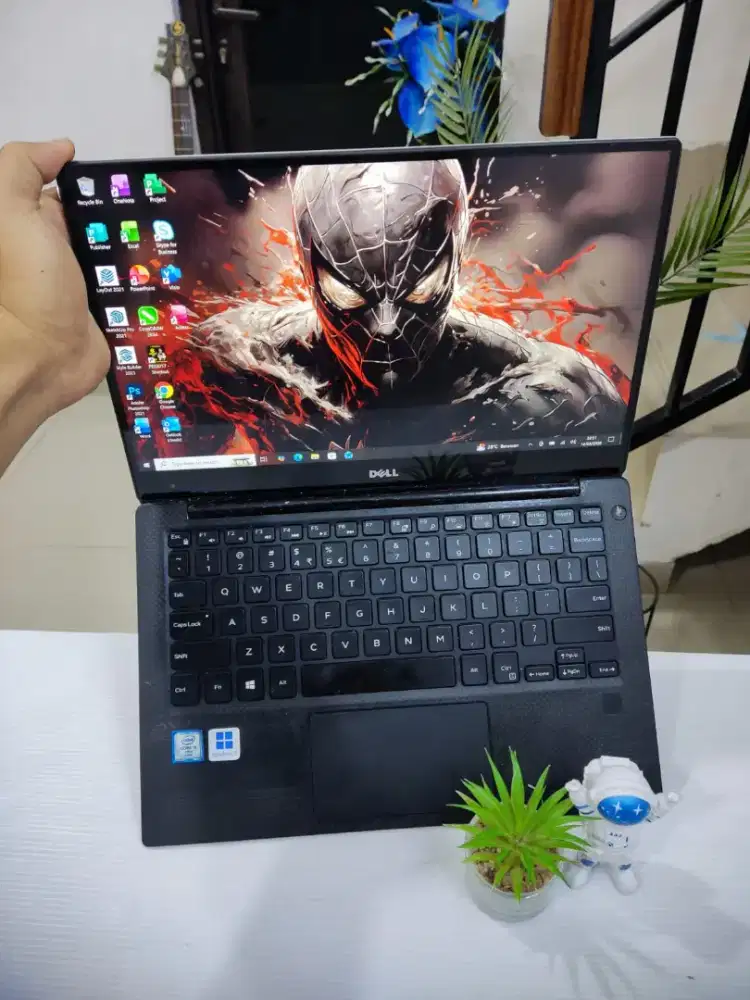 DELL XPS 13 9360 TOUCHSCREEN