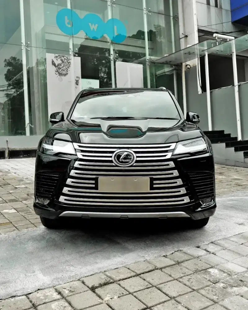 Lexus LX700h Hybrid 7 Seater 2025