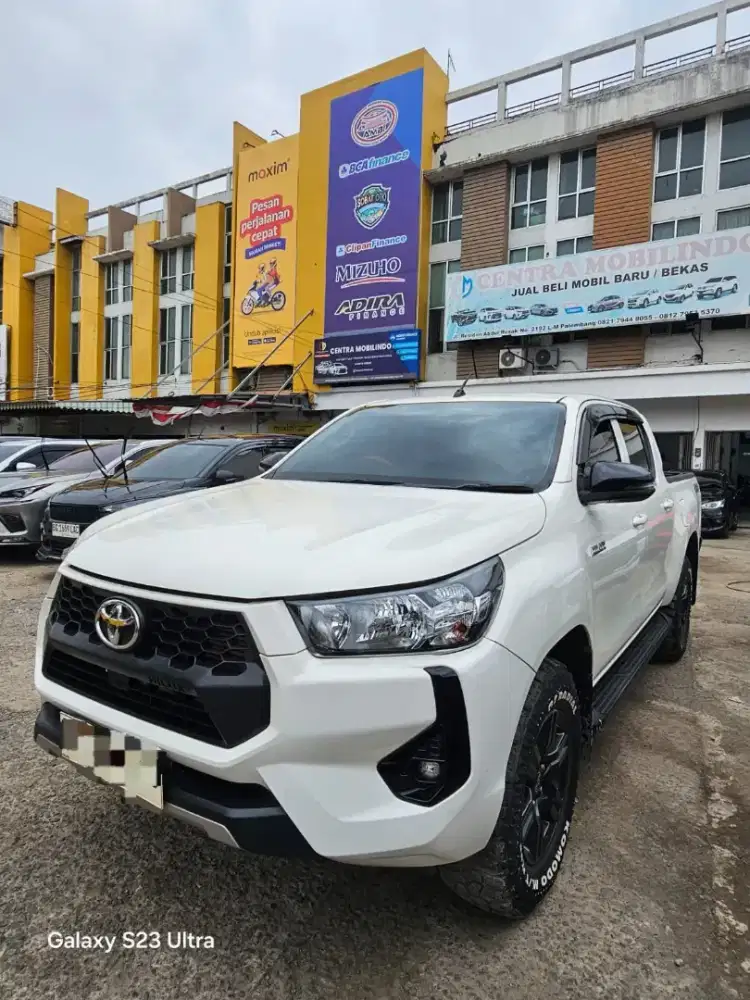 Hilux G 4x4 Manual 2024 tgn.1 pribadi dp 90 jt