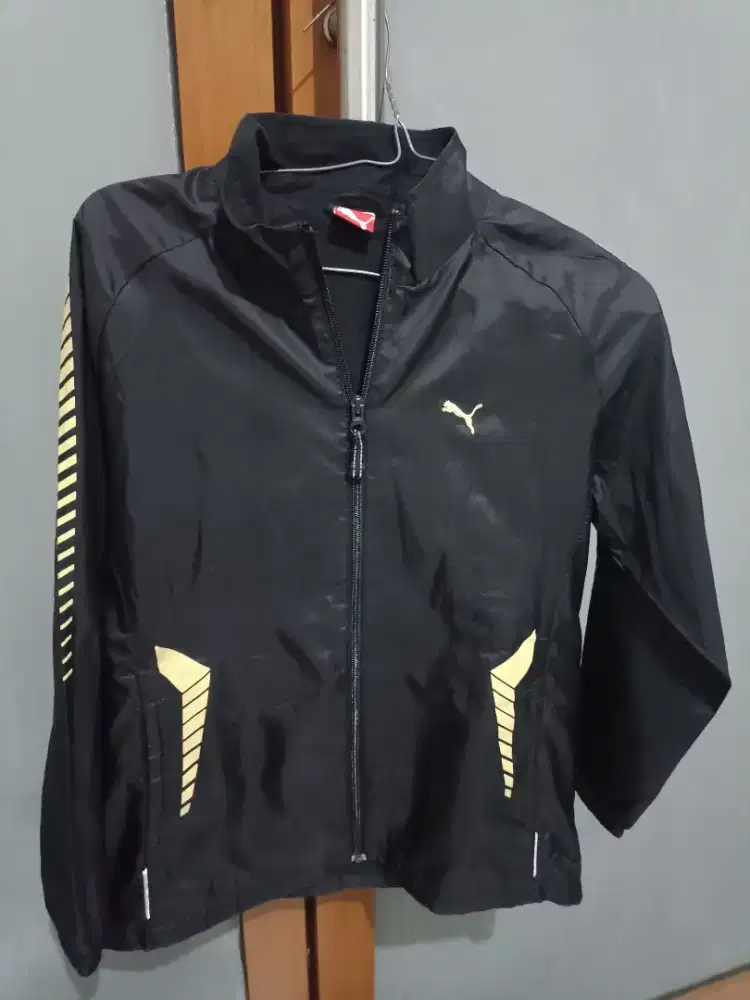 Jaket running puma second original