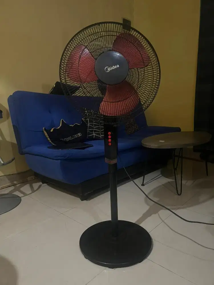 Kipas Angin Midea