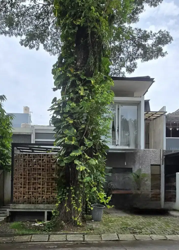 Rumah 2 Lantai di Boulevard Citra Gran Cibubur