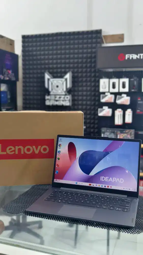 Laptop Lenovo Ideapad Slim 3 8/512