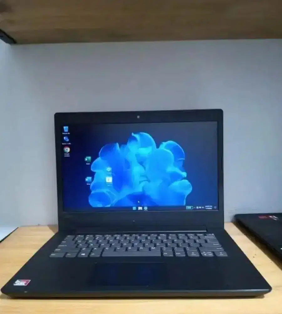 Lenovo130-14AST AMD A4-9125 Radeon R3 DDR4 4GB SSD 256GB 14 2 Jam
