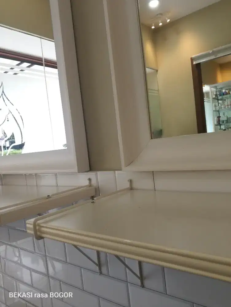 Di butuhkan stylist wanita