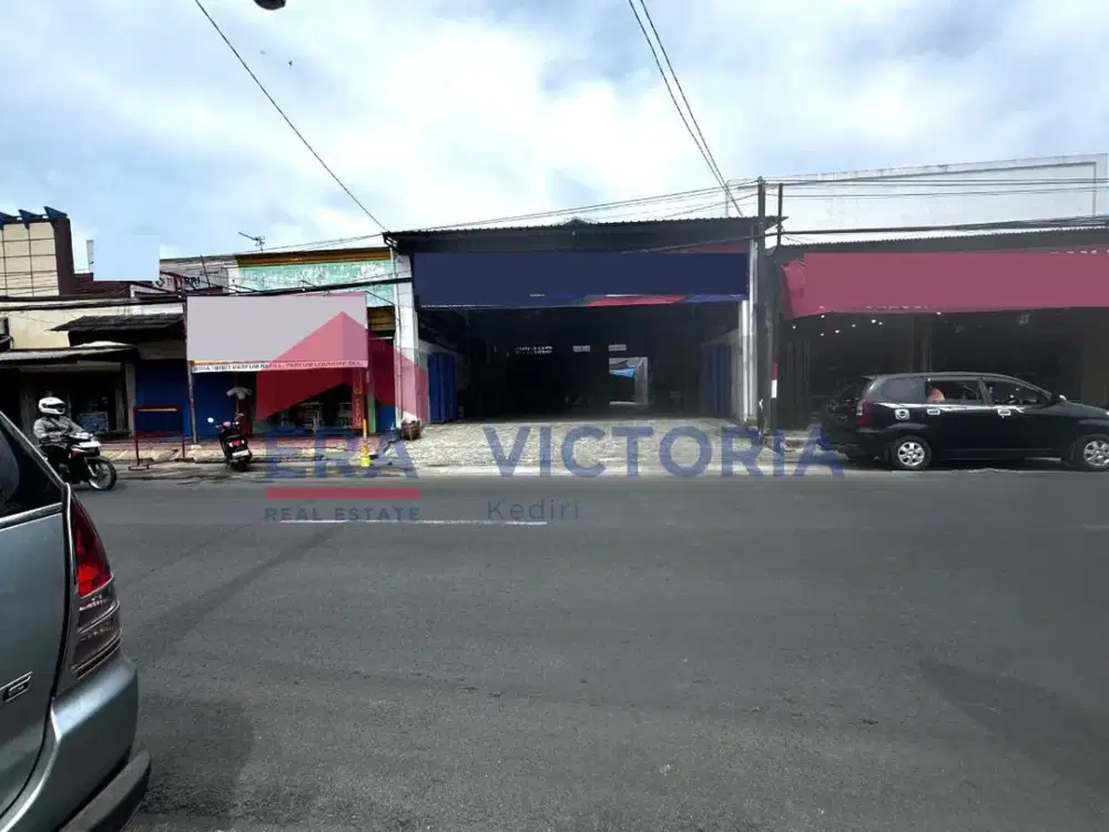 Ruko + Rumah Terletak di Pinggir Jalan Lokasi Strategis Bandung Kab Tulungagung