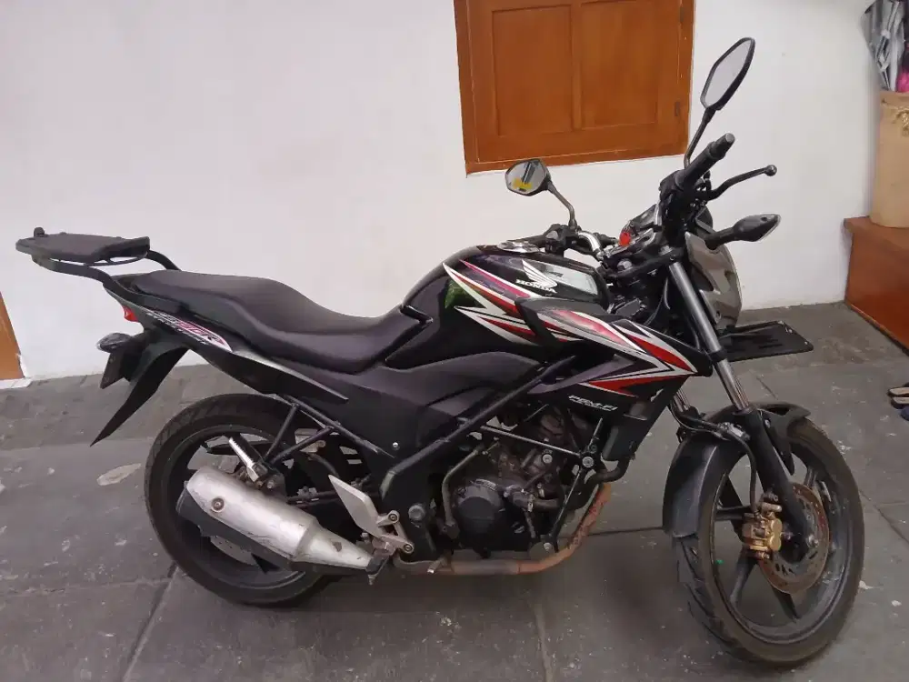 Honda CB 150 R Streetfire