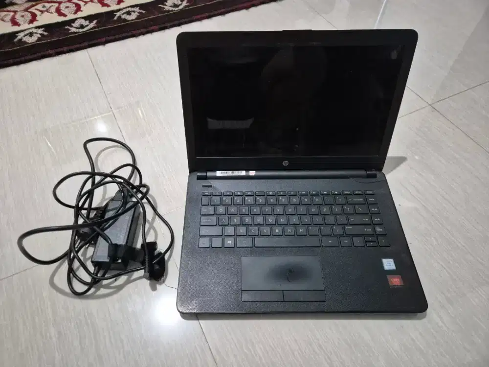 Laptop HP 14 bs007tx Core i5 gen 7 2017 sudah SSD