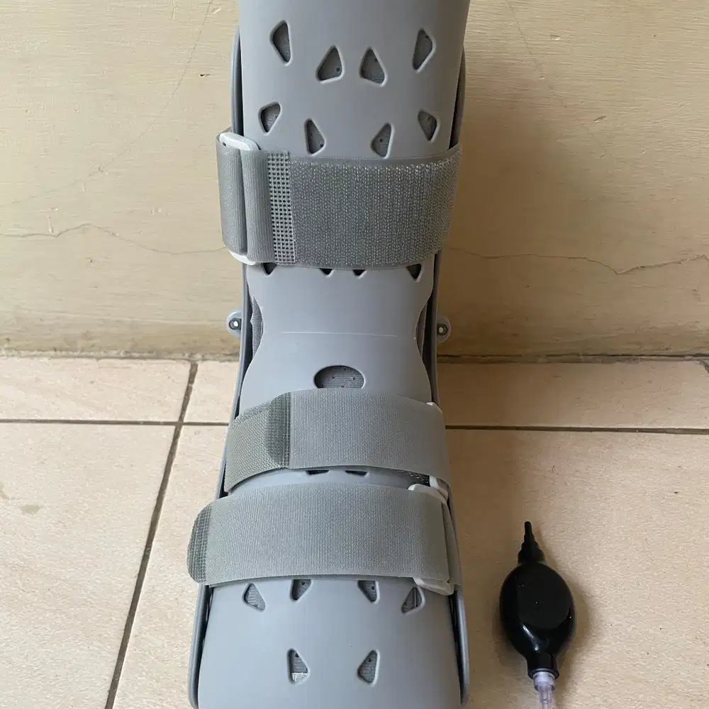 Ankle Walker Boot Orthosis Brace Penyangga Kaki Fracture Model Pendek