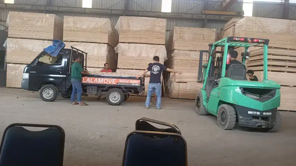 Distributor triplek butuh supir pengalaman bidang bahan bangunan