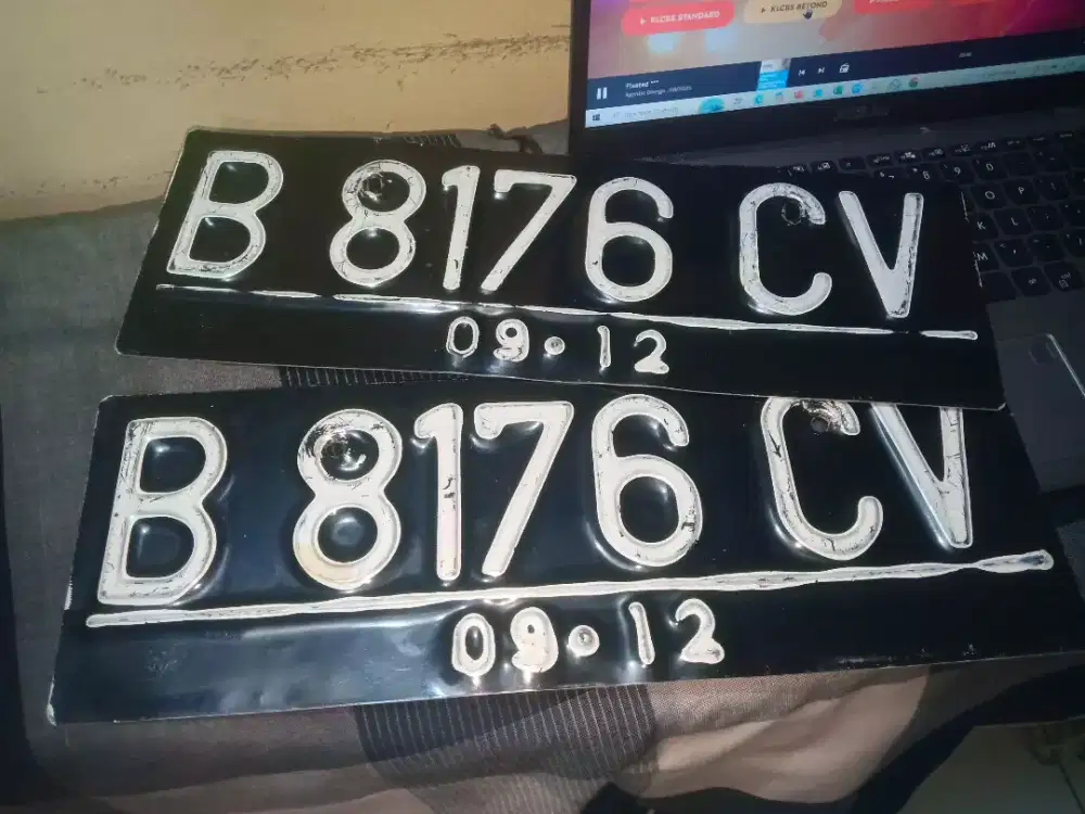 Plat mobil edisi lama (emisi 2007)