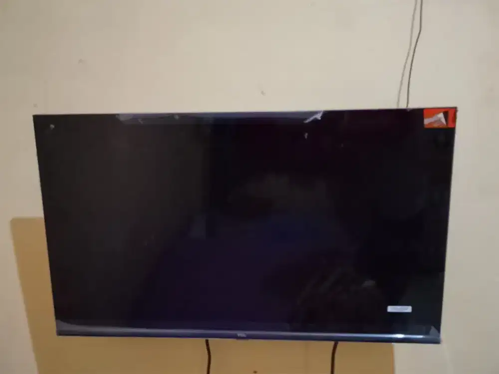 TV TCL 32 inch smart tv