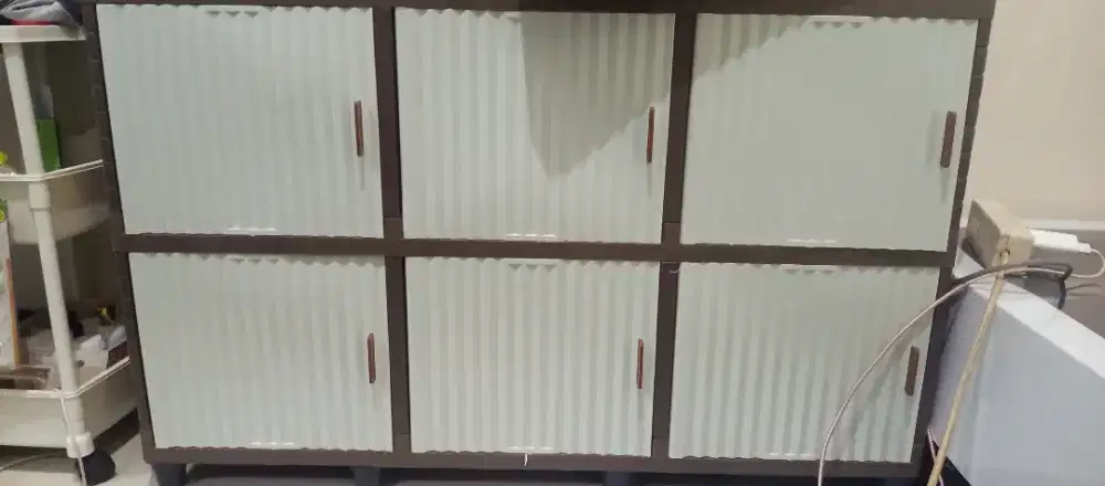 Dijual lemari plastik