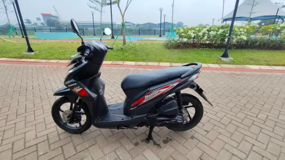 Dijual Honda Beat 2015