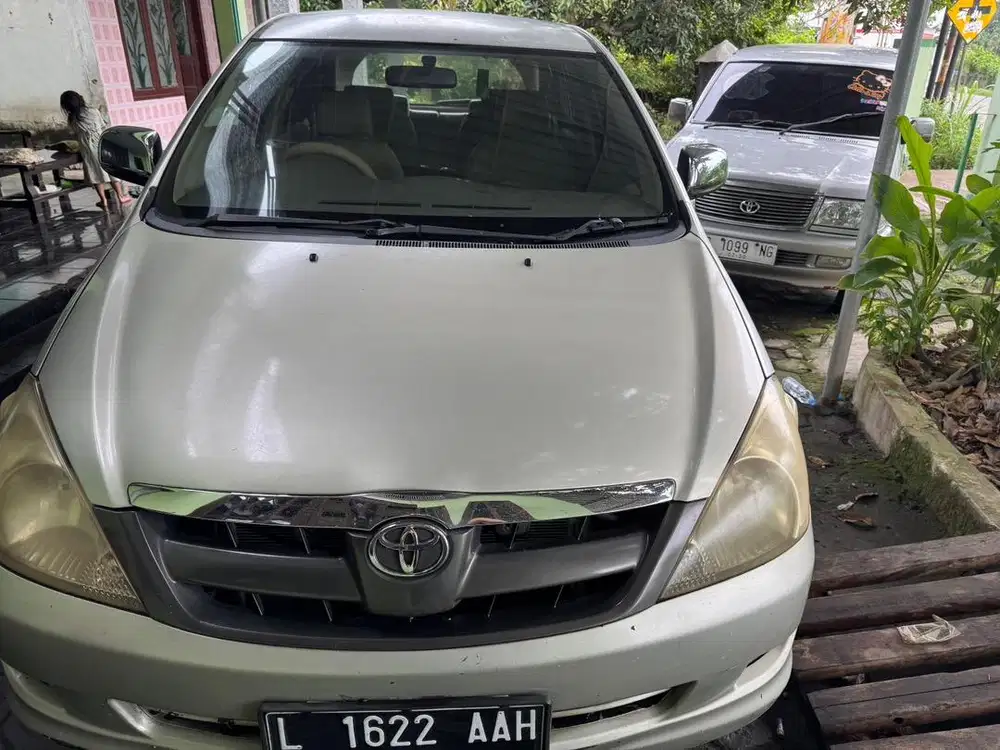 Kijang innova 2005 V Luxury