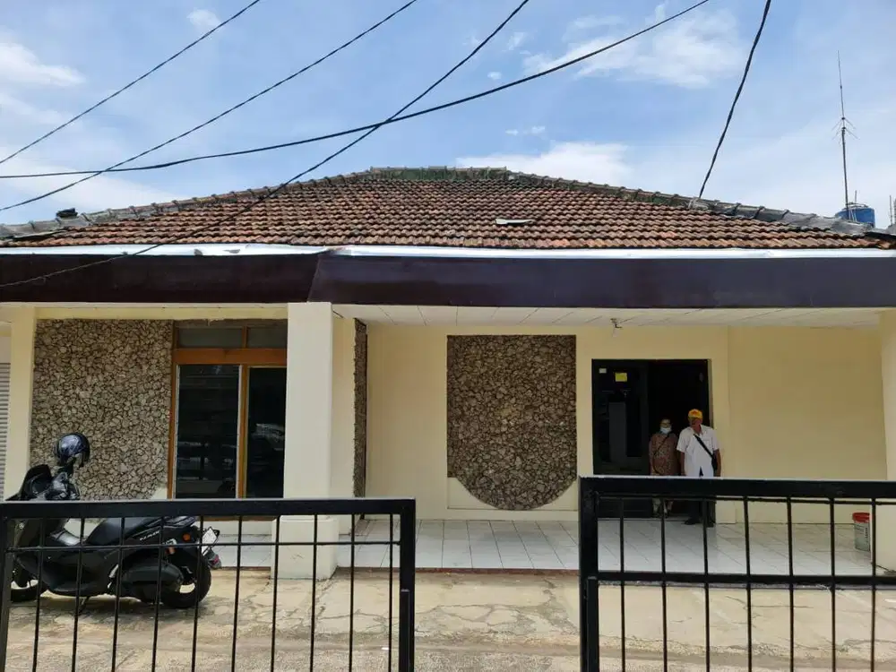 Dijual Rumah Luas di Holis Bandung Siap Huni