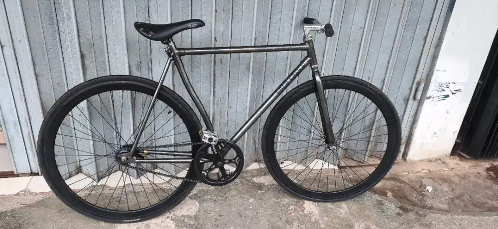 Fixie custom fullbike second