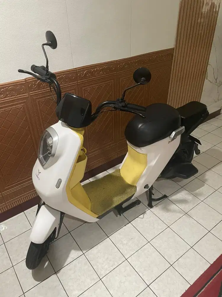 DIJUAL CEPAT – Sepeda Listrik UWinfly M60 MULUS SIAP GAS!