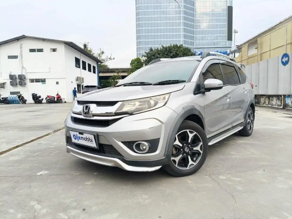 DP MURAH - Honda BR-V 1.5 E Prestige Bensin-AT 2016 Abu-Abu