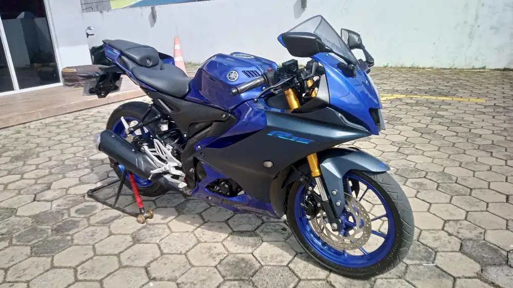 R15 Th 2024 V4 Istimewa