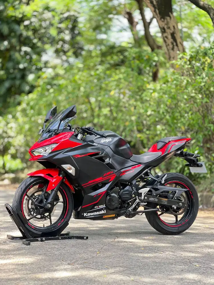 KAWASAKI NEW NINJA 250 FI ABS SE 2018 MERAH KM 12K TAX ON FULL MULUS