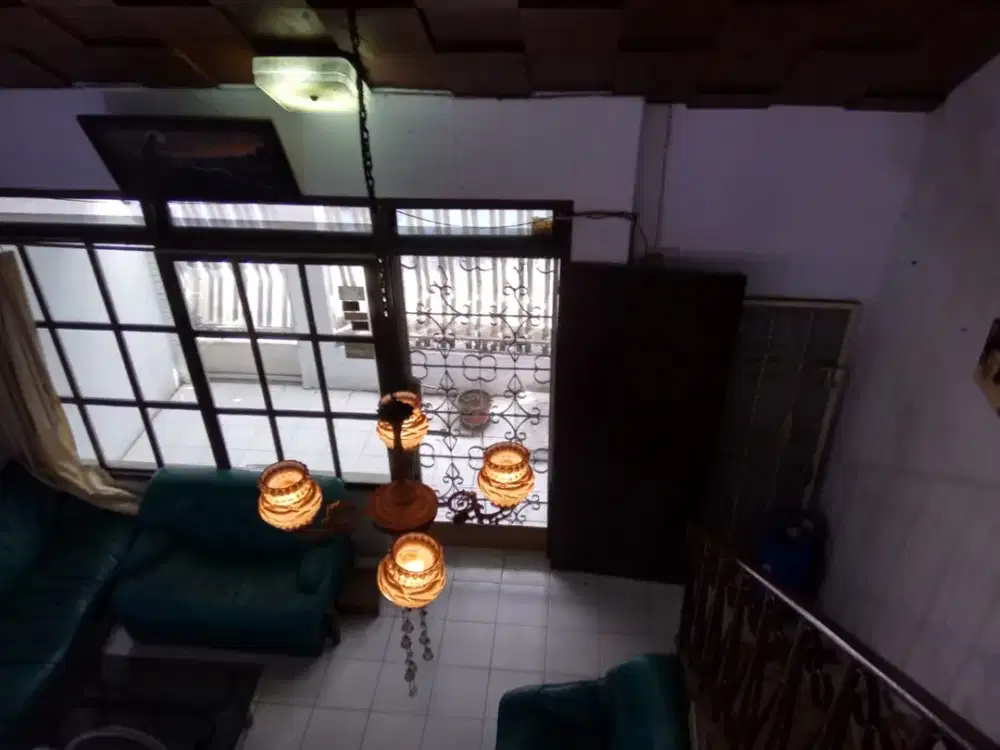 DIJUAL CEPAT RUMAH BERSIH TERAWAT DAN BAGUS, SIAP HUNI, PADEMANGAN TIMUR  JAKARTA UTARA