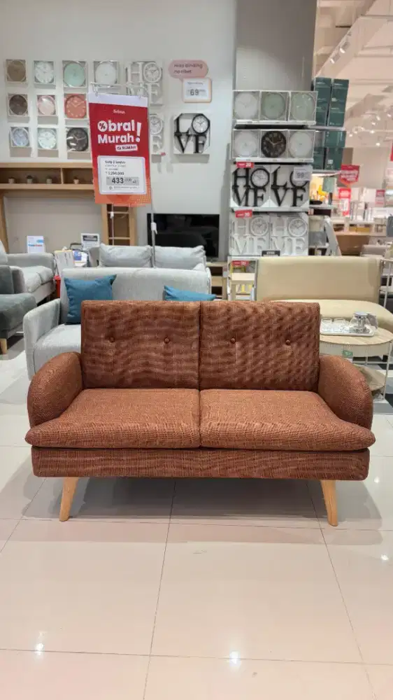 Sofa 2 Seater Bahan Fabric Halus