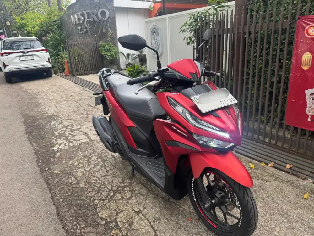 Vario CBS ISS 2025 keyless 125cc km14rb merah plat D Bandung