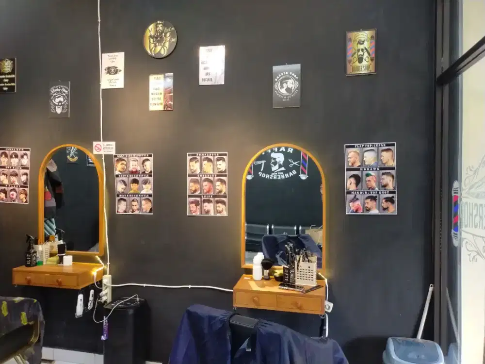 Di cari tukang potong rambut