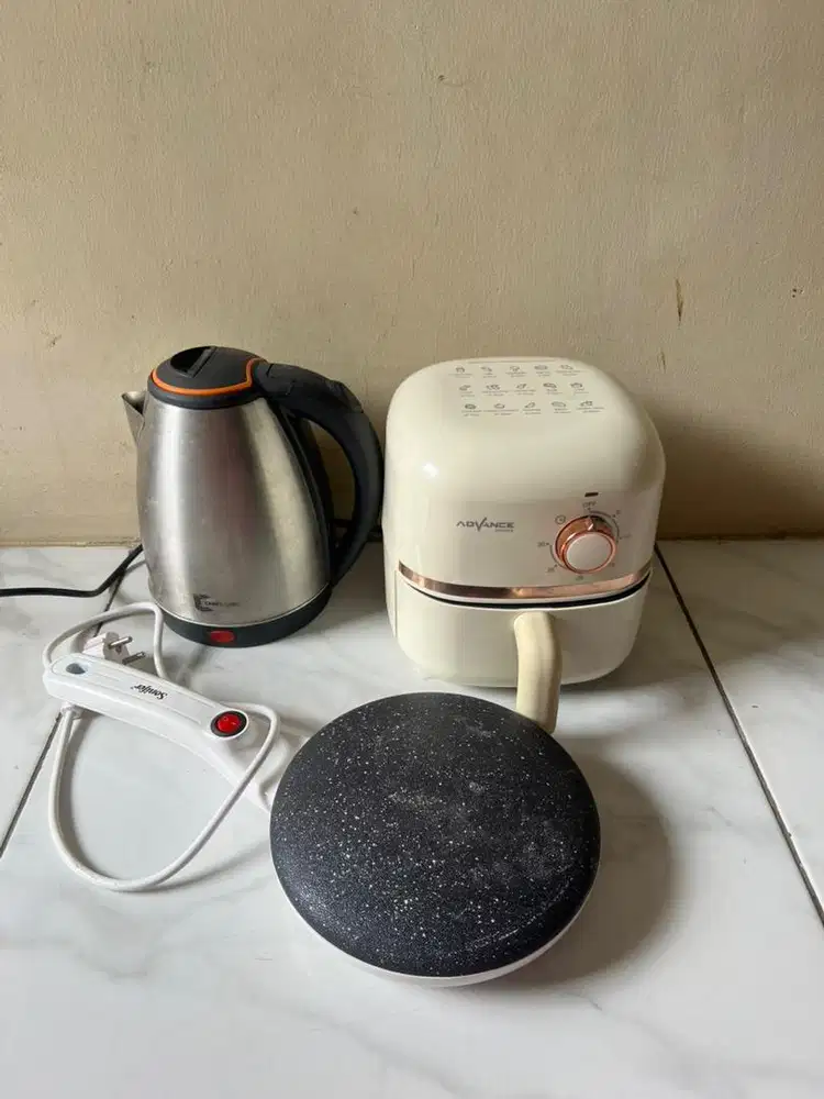Air fyer,Teko listrik dan Alat cetak Kulit Lumpia