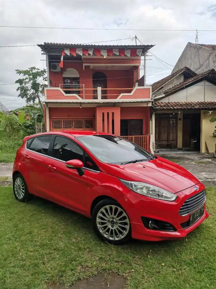 Ford Fiesta Ecoboost AT 2014