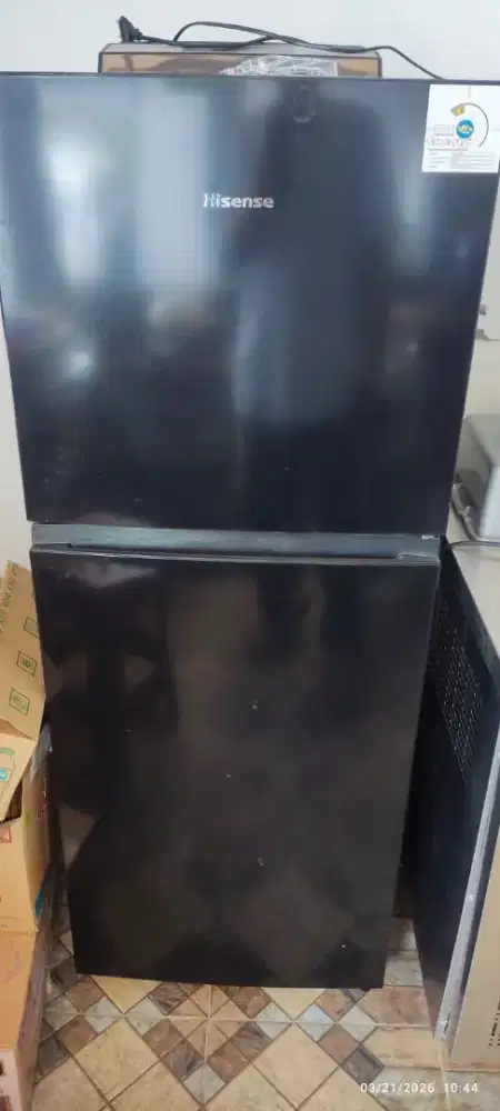 KULKAS HISENSE 2 PINTU MURAH 233L HEMAT LISTRIK