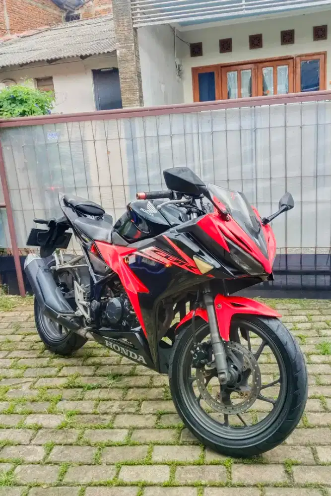 Honda CBR150R Facelift 2017