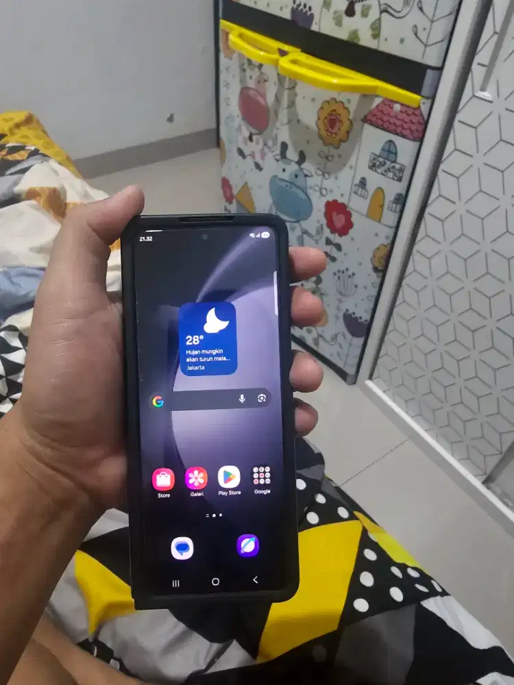 Samsung Z Fold 5 12/256 Sein