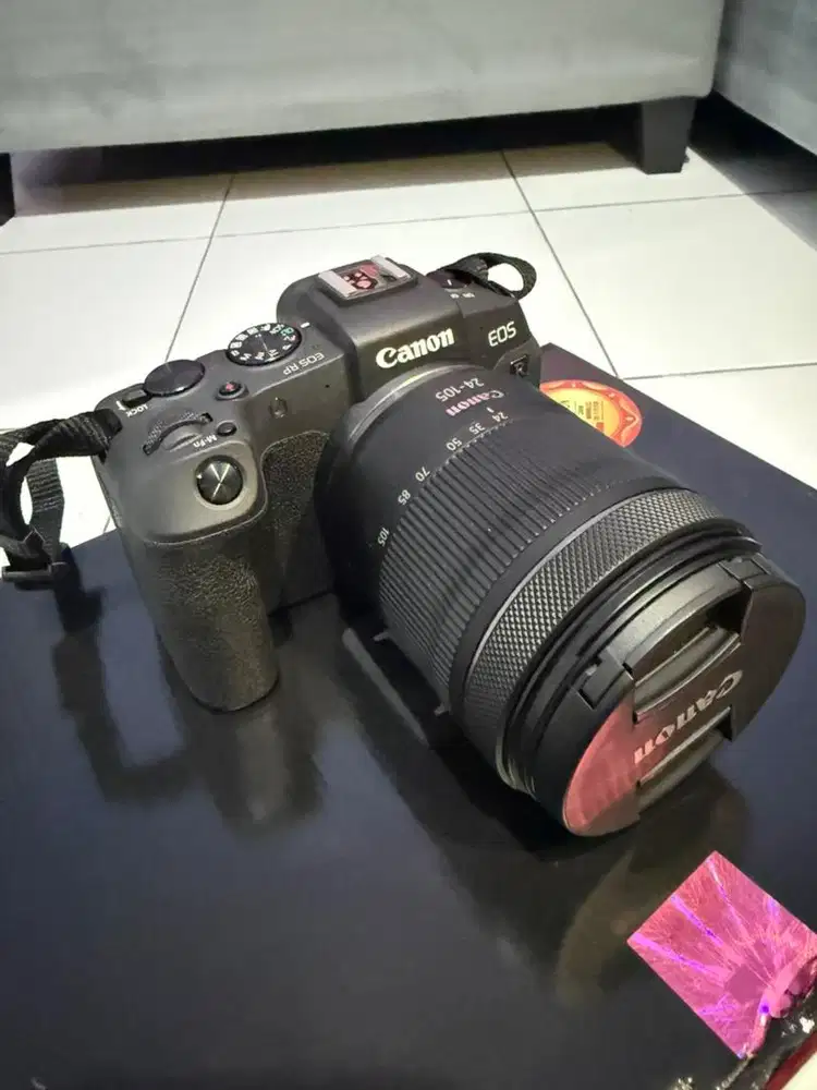 KAMERA Canon Eos RP (Masih Bergaransi)