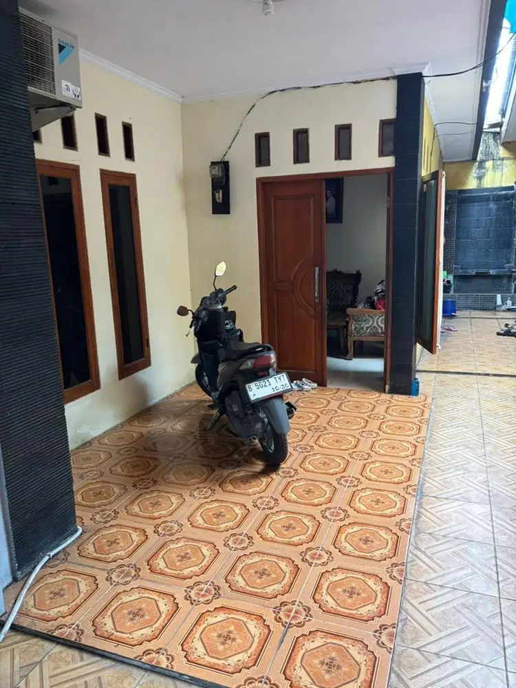 Sewa kontrak rumah tahunan