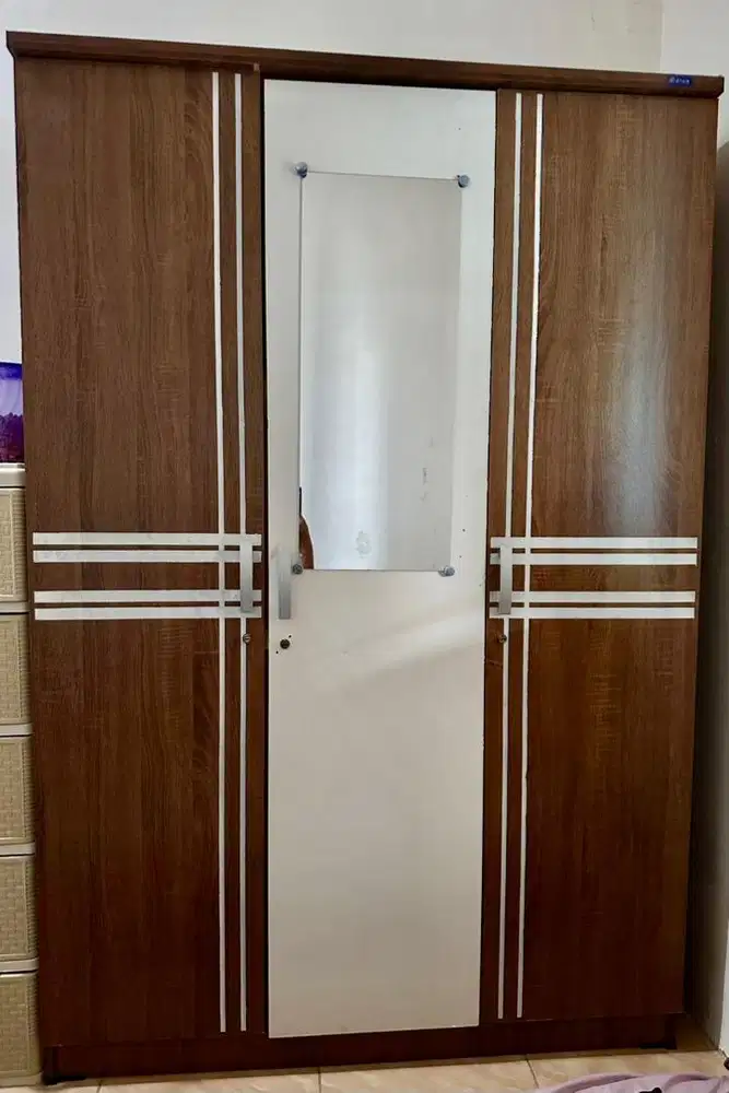 Dijual Lemarin Masih Bagus Merk G-Star