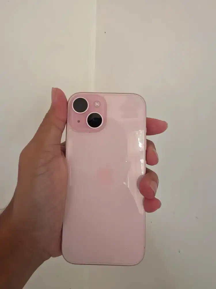Iphone 15 pink basic 128 gb