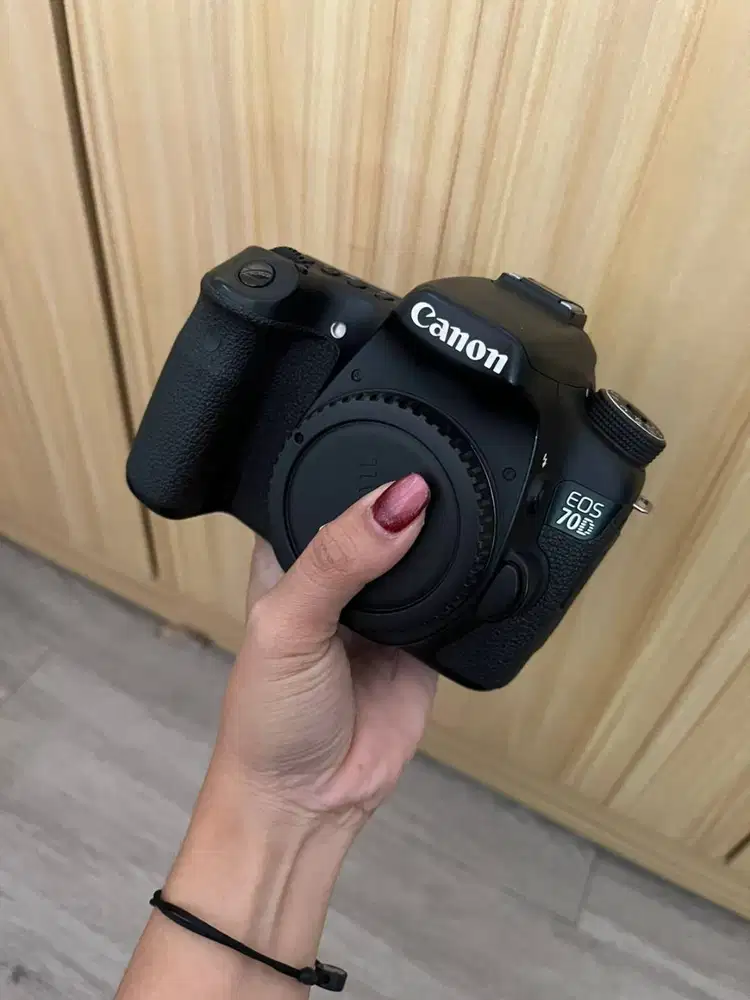 CANON 70D BODY ONLY NO VIGNET ICK 1166
