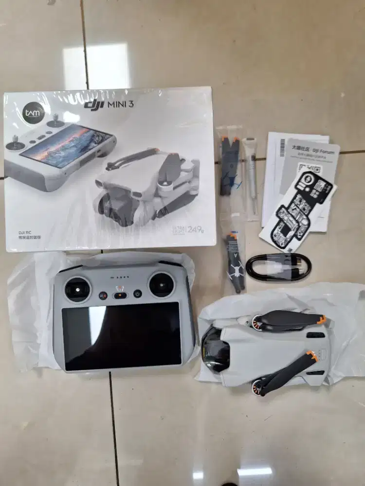 Drone dji mini 3 RC Lcd Likenew