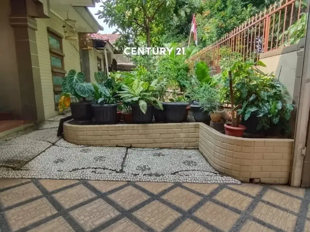 Rumah 1 Lantai Terawat Di Kencana Loka BSD 9080