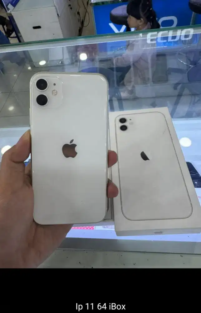 Iphone 11 64gb garansi ibox