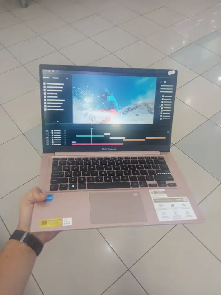 Laptop Asus vivobook A1404VA Intel Core i3 1315u Ram 8 GB SSD 512GB