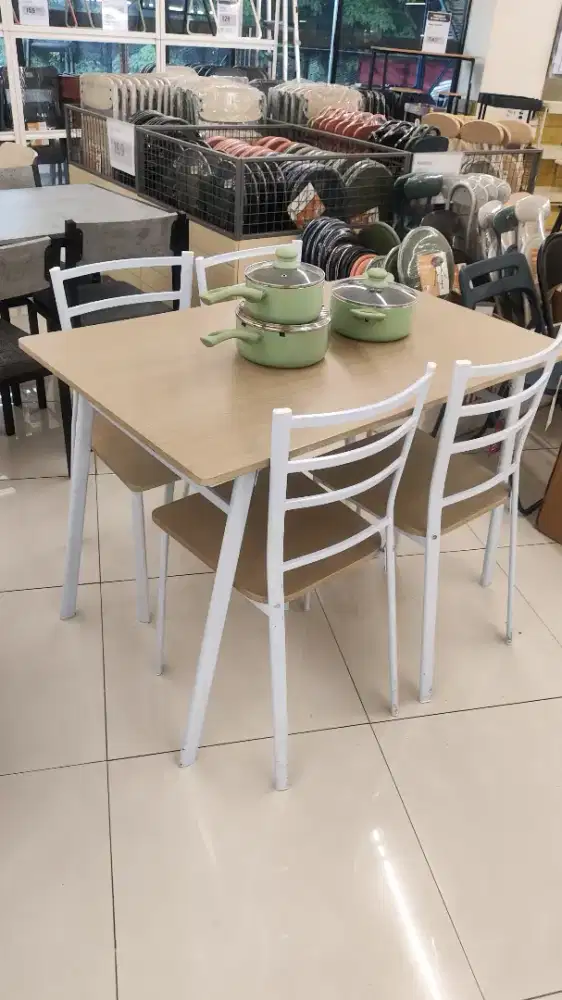Set meja makan murah