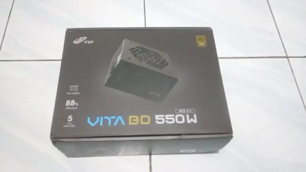 Power Supply / PSU 550 W 80+
