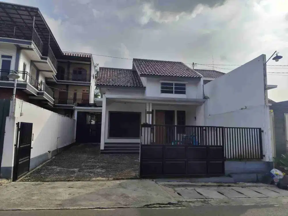 Rumah Bagus Siap Huni Ada Pendopo di Hasanudin Mangunsari Salatiga