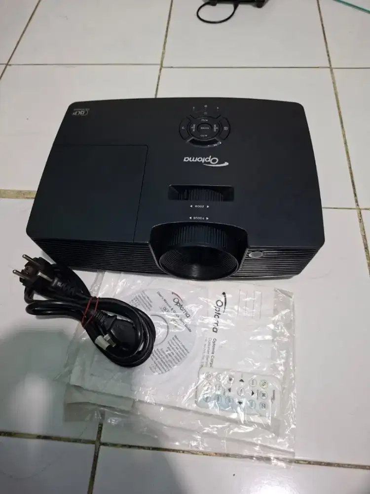 dijual proyektor optoma tipe s310e mulus